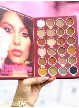 لوحة متعددة الألوان